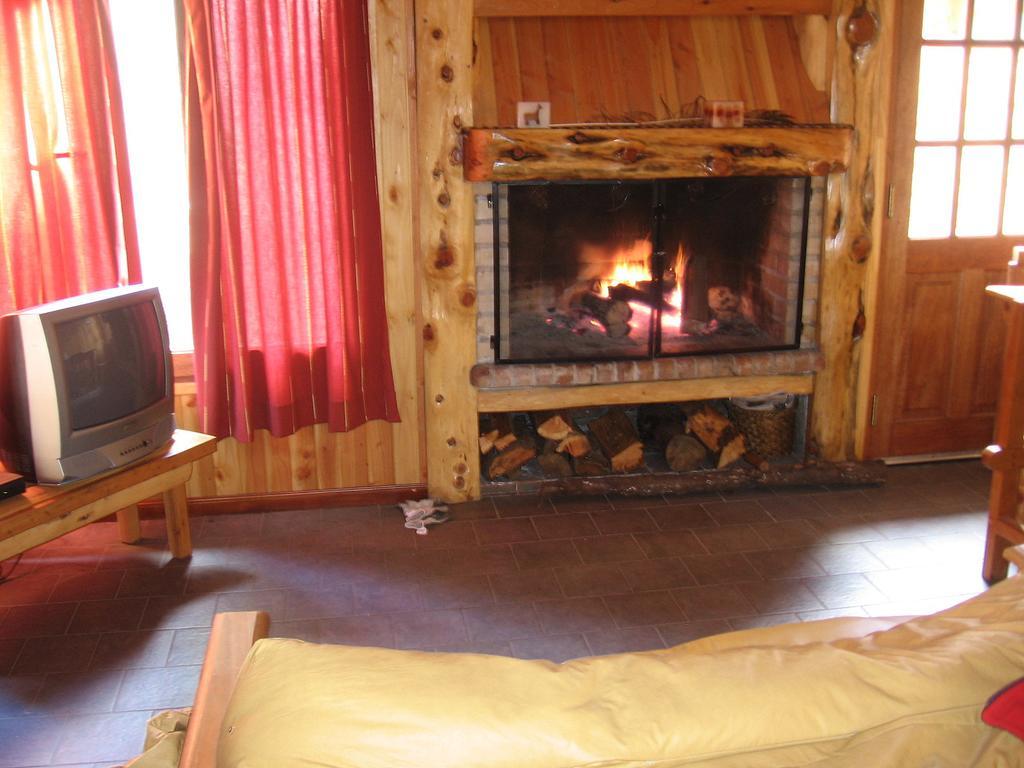 Cabanas Los Teros Otel El Bolsón Oda fotoğraf