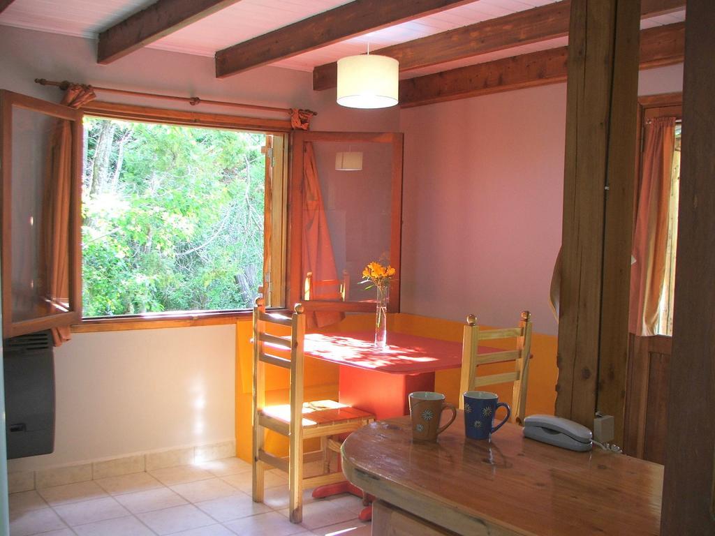 Cabanas Los Teros Otel El Bolsón Oda fotoğraf
